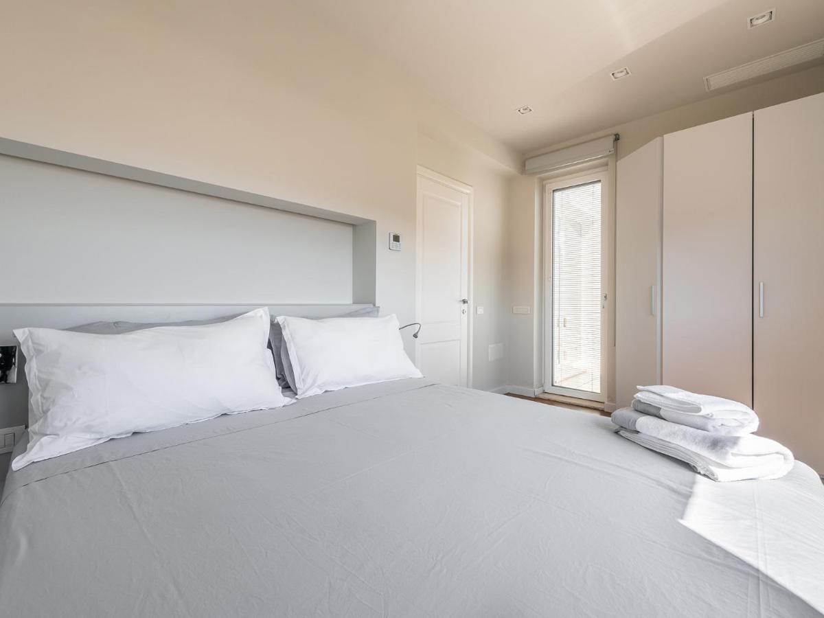 Apartamento Penthouse Center Cagliari Exterior foto