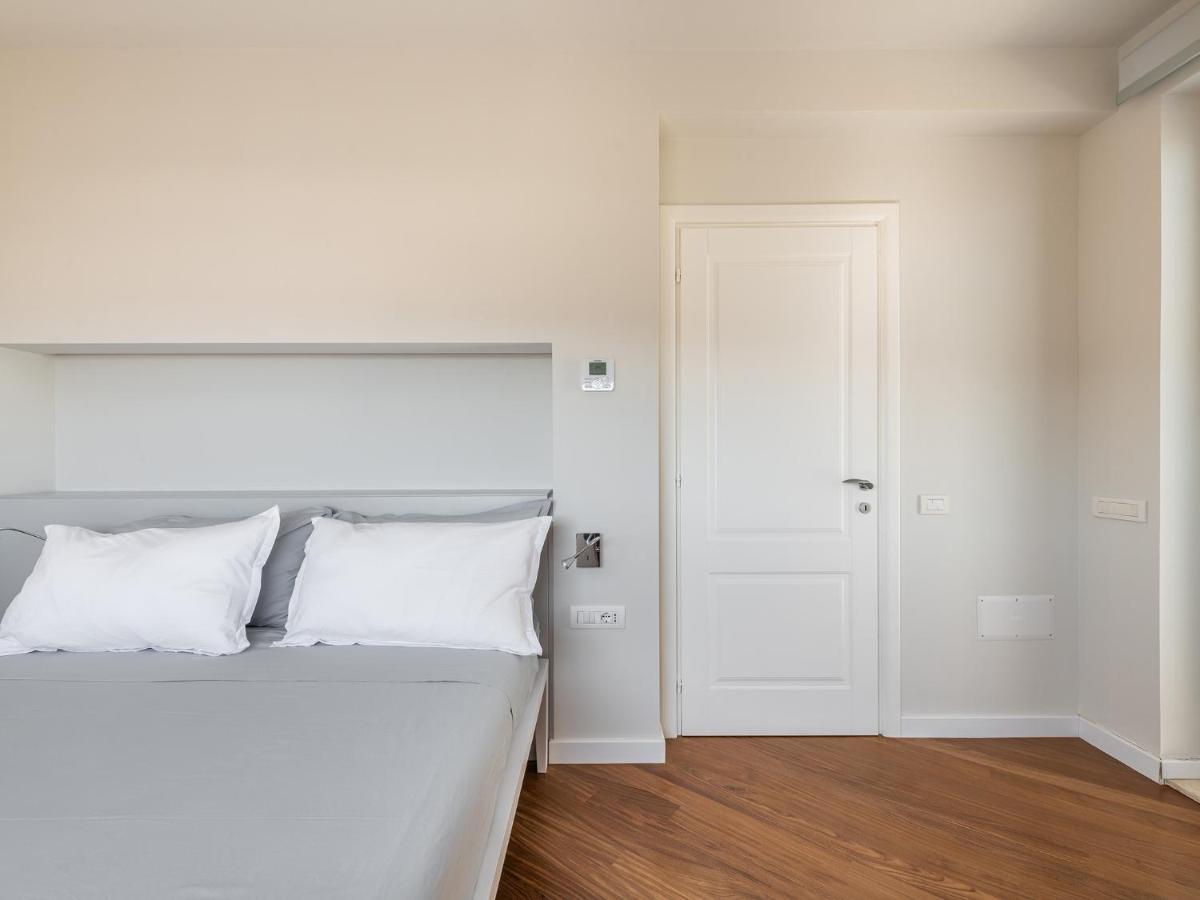 Apartamento Penthouse Center Cagliari Exterior foto
